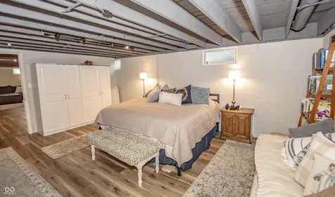 9895 Haverstick Road Carmel IN 46280