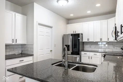 2618 Big Bear Lane Indianapolis IN 46217