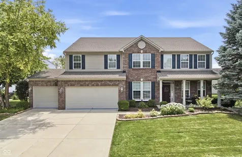 5937 W Port Drive Mccordsville IN 46055