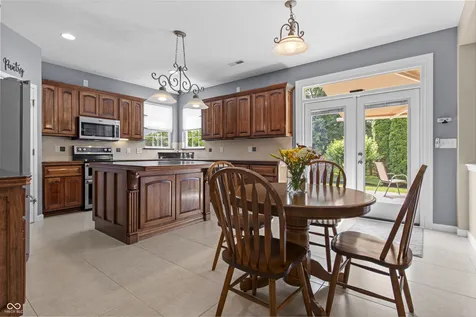 5937 W Port Drive Mccordsville IN 46055