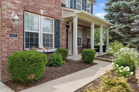 5937 W Port Drive Mccordsville IN 46055
