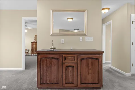 5937 W Port Drive Mccordsville IN 46055