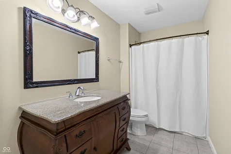 5937 W Port Drive Mccordsville IN 46055