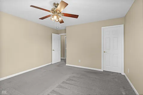 5937 W Port Drive Mccordsville IN 46055