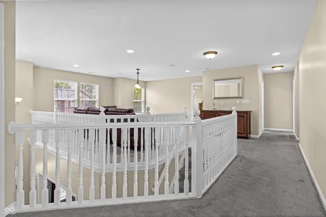 5937 W Port Drive Mccordsville IN 46055