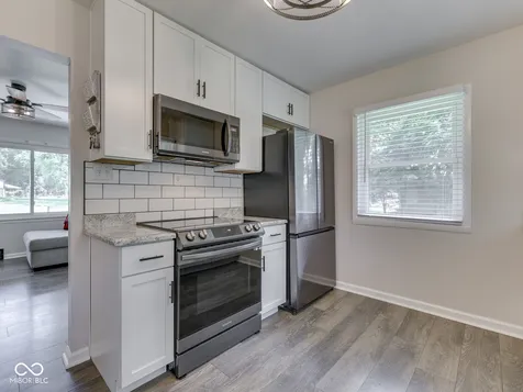 3424 Mount Vernon Place Indianapolis IN 46217