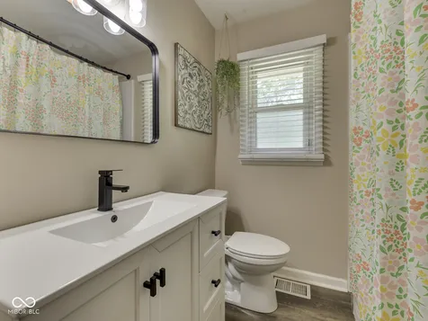 3424 Mount Vernon Place Indianapolis IN 46217