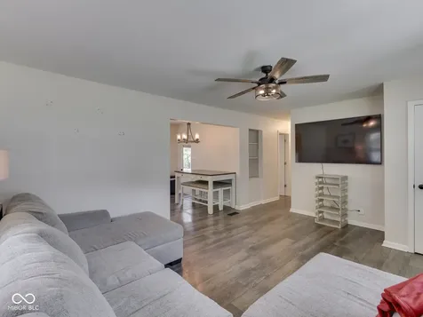 3424 Mount Vernon Place Indianapolis IN 46217