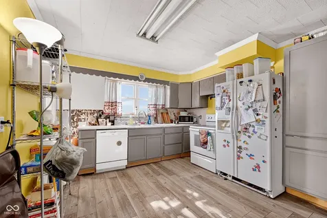 1697 Cherry Street Noblesville IN 46060