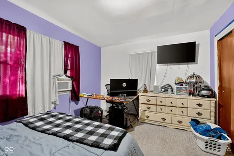 1697 Cherry Street Noblesville IN 46060
