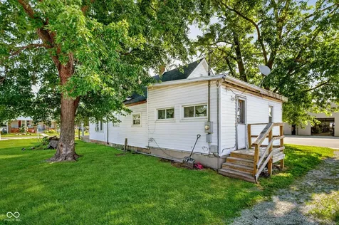 1697 Cherry Street Noblesville IN 46060