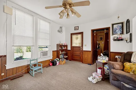 1697 Cherry Street Noblesville IN 46060