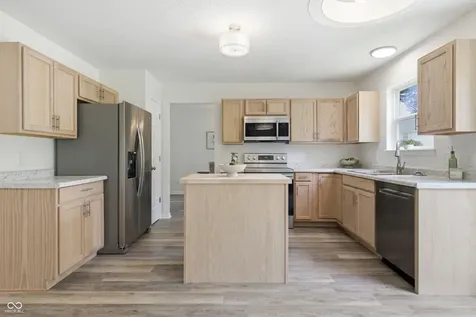 6659 Crestwell Lane Indianapolis IN 46268