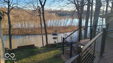 305 Baywood Court Noblesville IN 46062