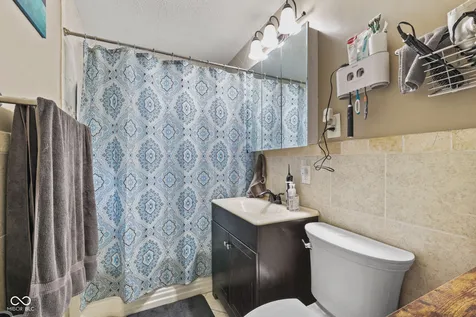2706 Crystal Drive Indianapolis IN 46222