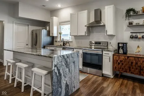 2015 Columbia Avenue Indianapolis IN 46202