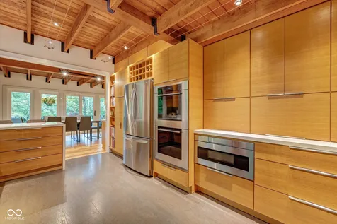 7654 N Shilo Road Unionville IN 47468