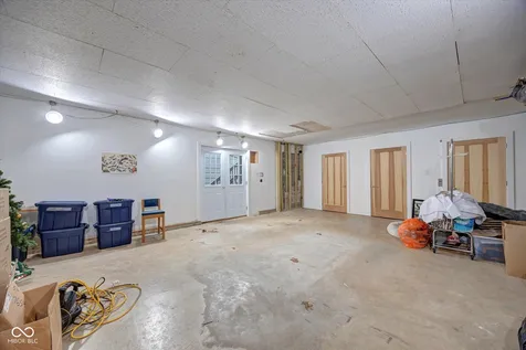 7654 N Shilo Road Unionville IN 47468