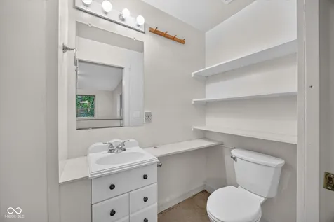 7654 N Shilo Road Unionville IN 47468