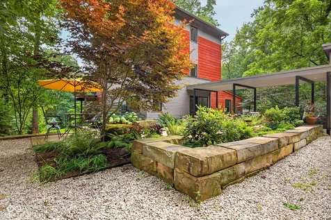 7654 N Shilo Road Unionville IN 47468