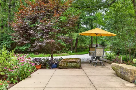 7654 N Shilo Road Unionville IN 47468