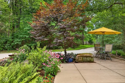 7654 N Shilo Road Unionville IN 47468