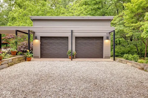 7654 N Shilo Road Unionville IN 47468
