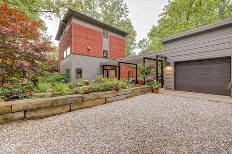 7654 N Shilo Road Unionville IN 47468