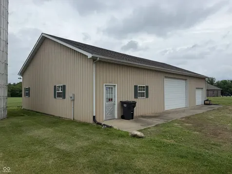 727 N Pendleton Avenue Pendleton IN 46064