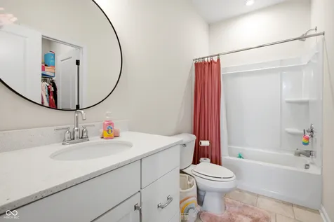 825 Stone Trace Court Avon IN 46123
