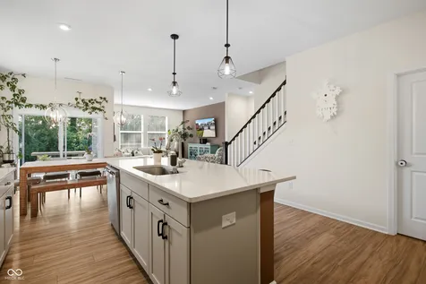 825 Stone Trace Court Avon IN 46123