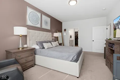 825 Stone Trace Court Avon IN 46123