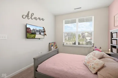 825 Stone Trace Court Avon IN 46123