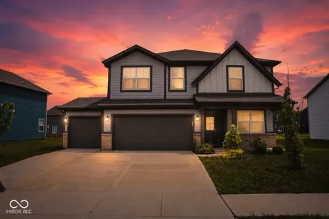 2135 Bauer Creek Whitestown IN 46075