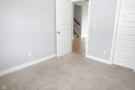 2135 Bauer Creek Whitestown IN 46075