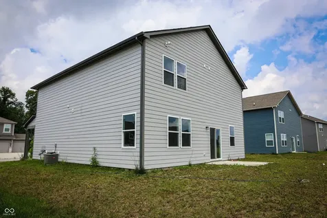 2135 Bauer Creek Whitestown IN 46075