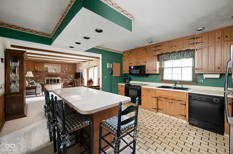 8641 Lansdowne Court Indianapolis IN 46234