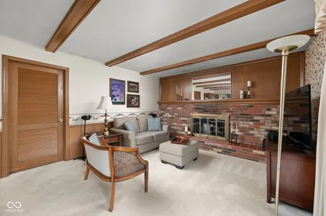 8641 Lansdowne Court Indianapolis IN 46234