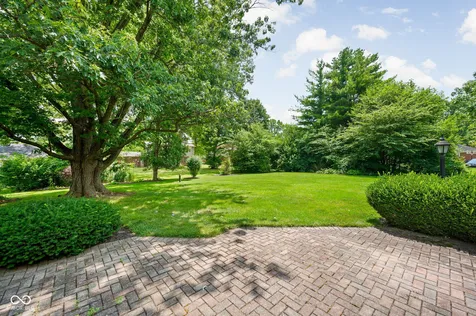 8641 Lansdowne Court Indianapolis IN 46234
