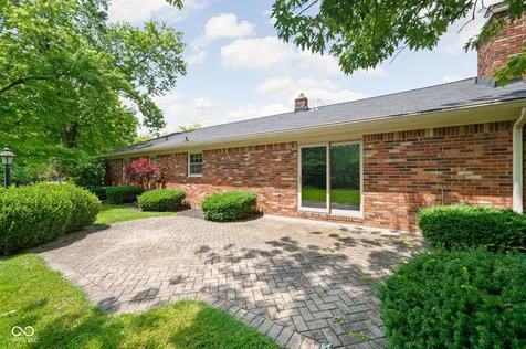 8641 Lansdowne Court Indianapolis IN 46234