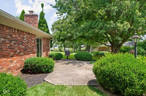 8641 Lansdowne Court Indianapolis IN 46234
