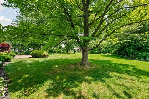 8641 Lansdowne Court Indianapolis IN 46234
