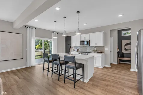 1627 Longleaf Street Avon IN 46123