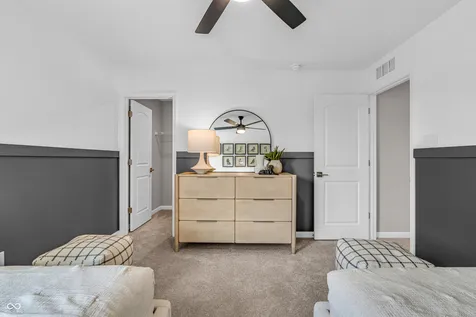 1627 Longleaf Street Avon IN 46123