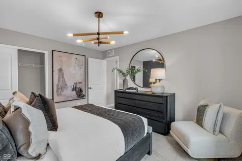 1627 Longleaf Street Avon IN 46123