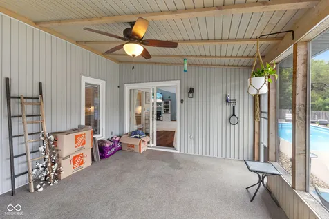 1050 Rocky Ford Road Columbus IN 47203