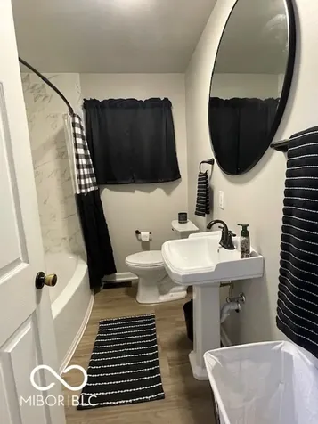 411 Gilbert Avenue Beech Grove IN 46107