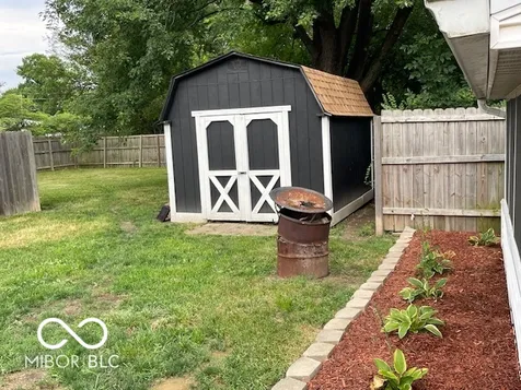 411 Gilbert Avenue Beech Grove IN 46107