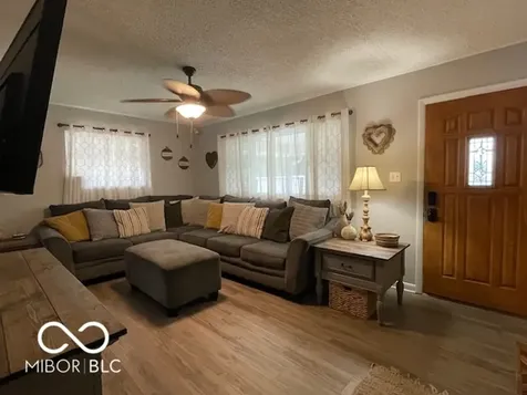 411 Gilbert Avenue Beech Grove IN 46107