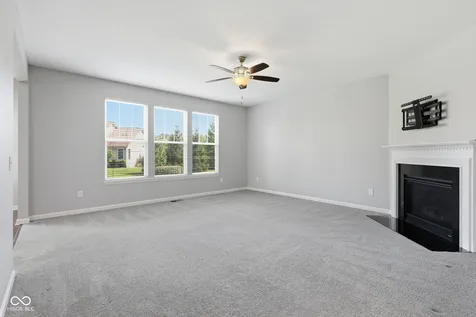 11122 Woodpark Drive Noblesville IN 46060